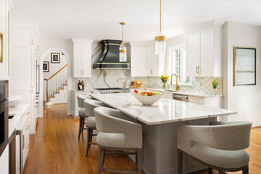 This stunning kitchen was designed by Barbara Hayman in Orlando.