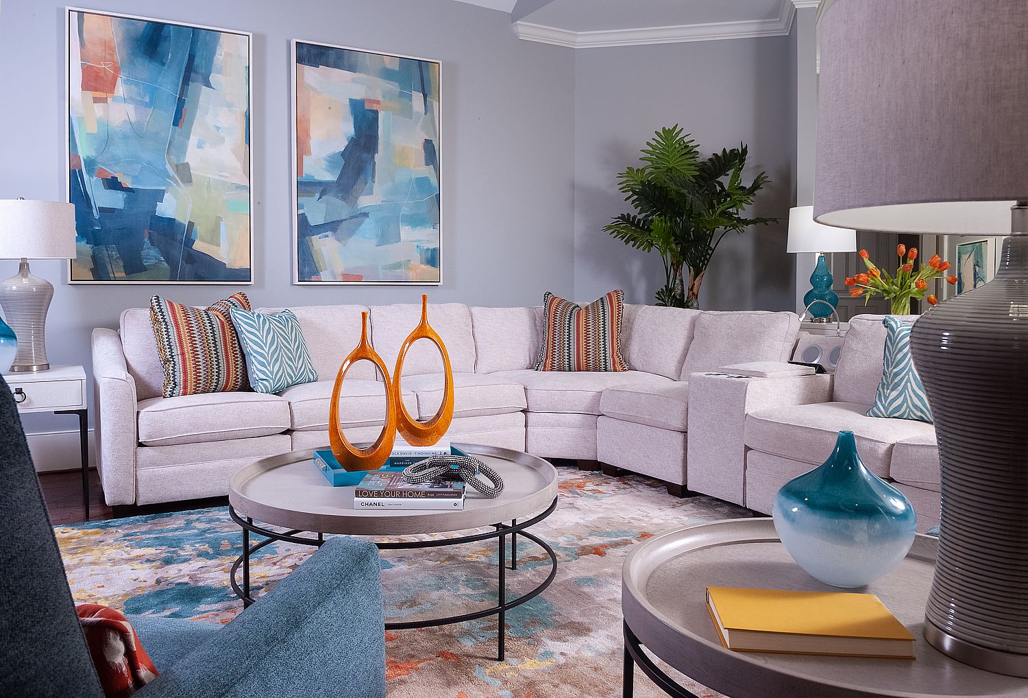 Luxury living room decorating tips and tricks.